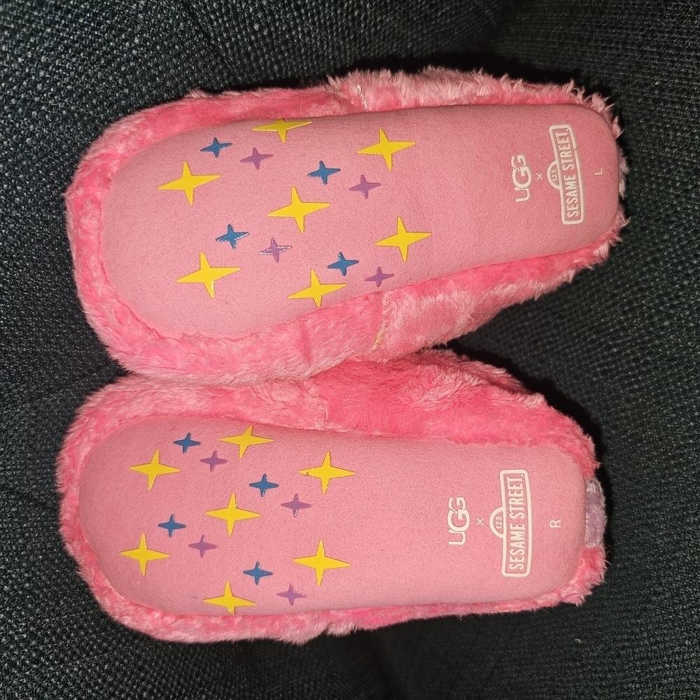 UGG Pink Moccasins Cozy Comfort - Picture 5 of 11